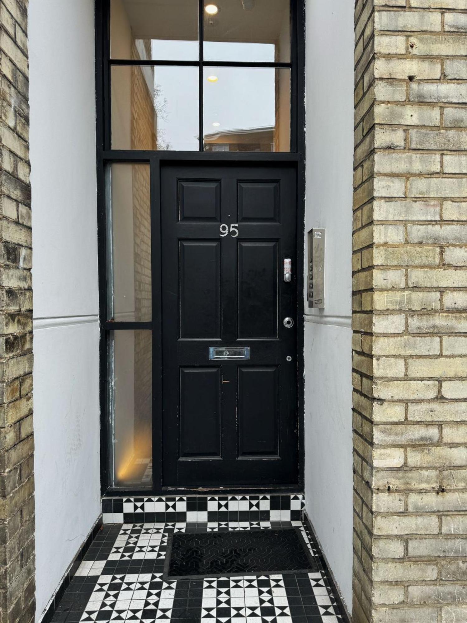 95 Studios London Eksteriør bilde
